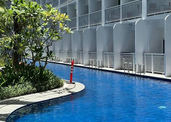Relax In Pasay Citys Kept Secret - Spacious With Garden View Manila