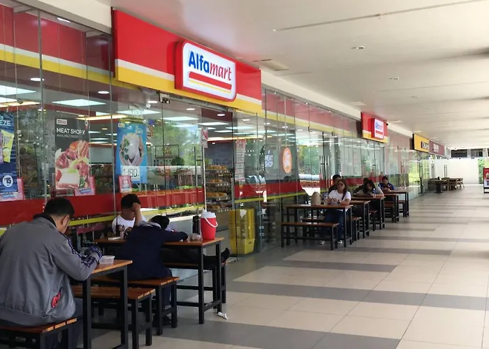 Relax In Pasay Citys Kept Secret - Spacious With Garden View Holiday home