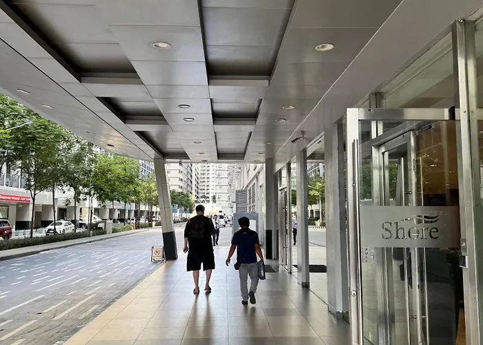 Relax In Pasay Citys Kept Secret - Spacious With Garden View Manila