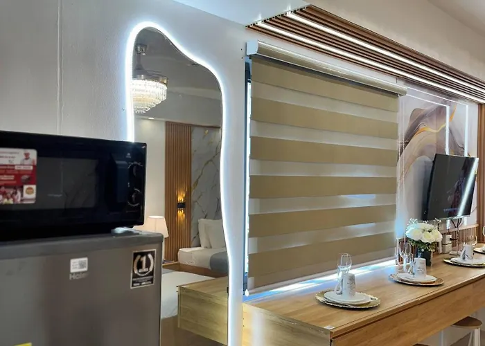 Relax In Pasay Citys Kept Secret - Spacious With Garden View Holiday home